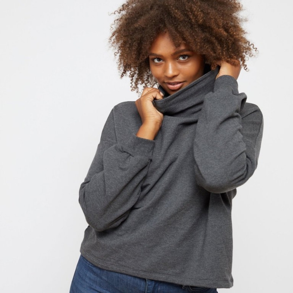 Mitchell Pullover - size M FREE LABEL